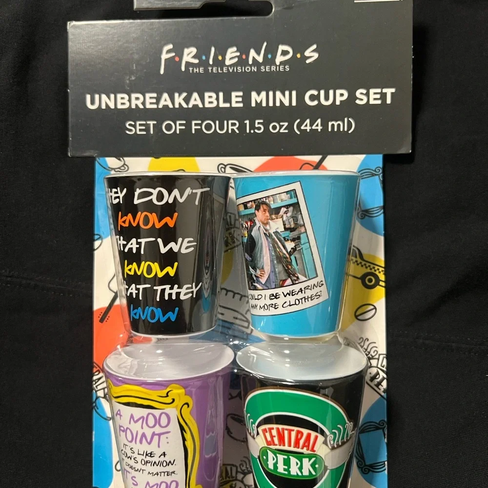 Friends Themed Party Cups - Multicolor